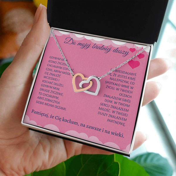 PL306_LOVE_HEARTS_600x600px_V2
